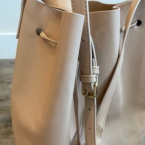 Beautiful pleather nude color bucket bag